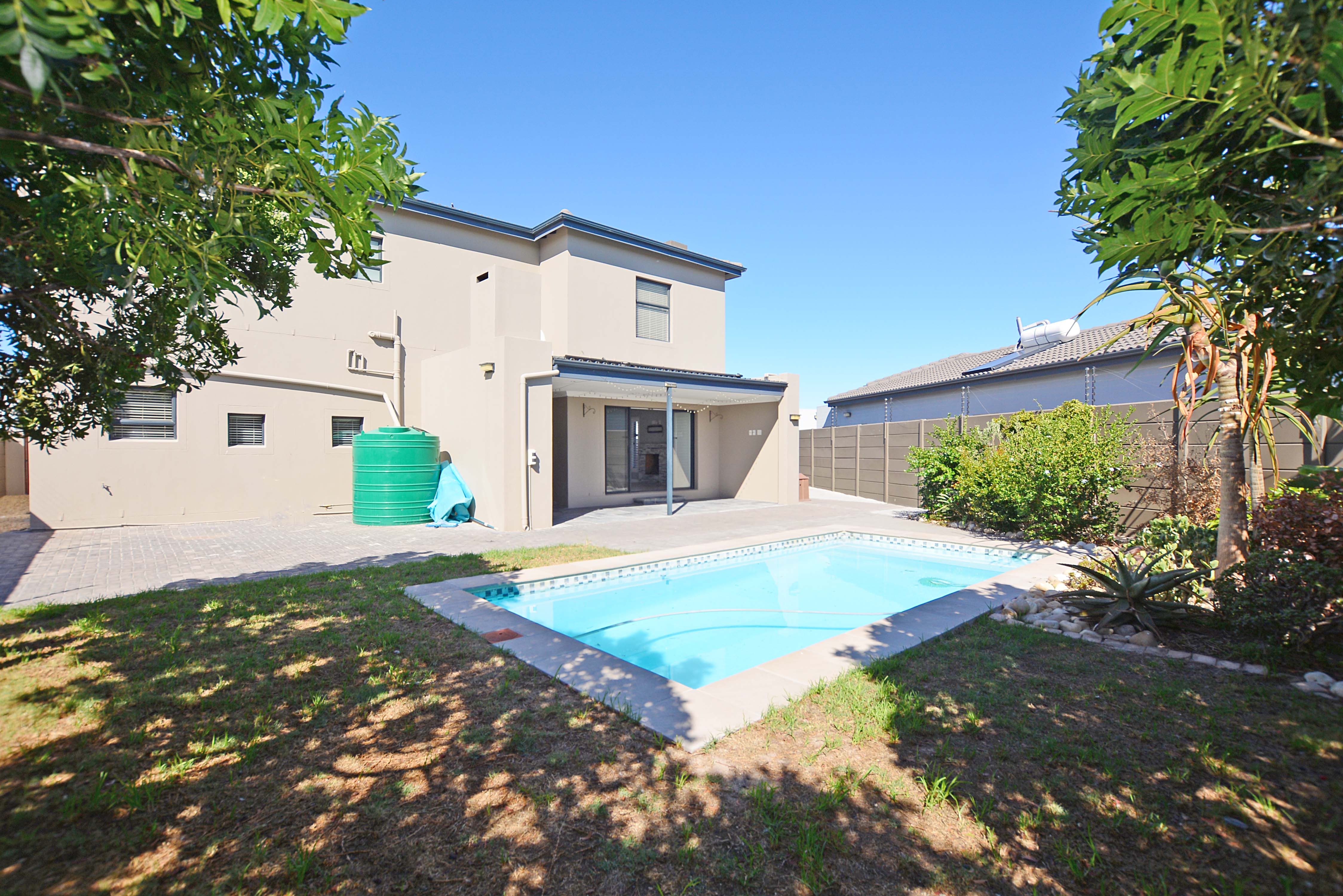 4 Bedroom Property for Sale in Parklands North Western Cape
